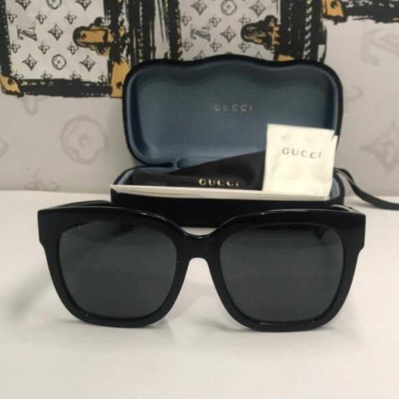 New Authentic Gucci Black Sunglasses GG0034SAN 001 - Picture 6 of 11